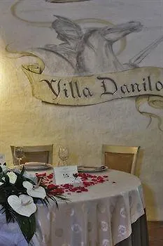 Danilo Отель Гамберале